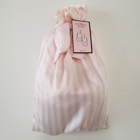 VICTORIA'S Secret Signature Pink Slipper S… - Picture 3 of 10